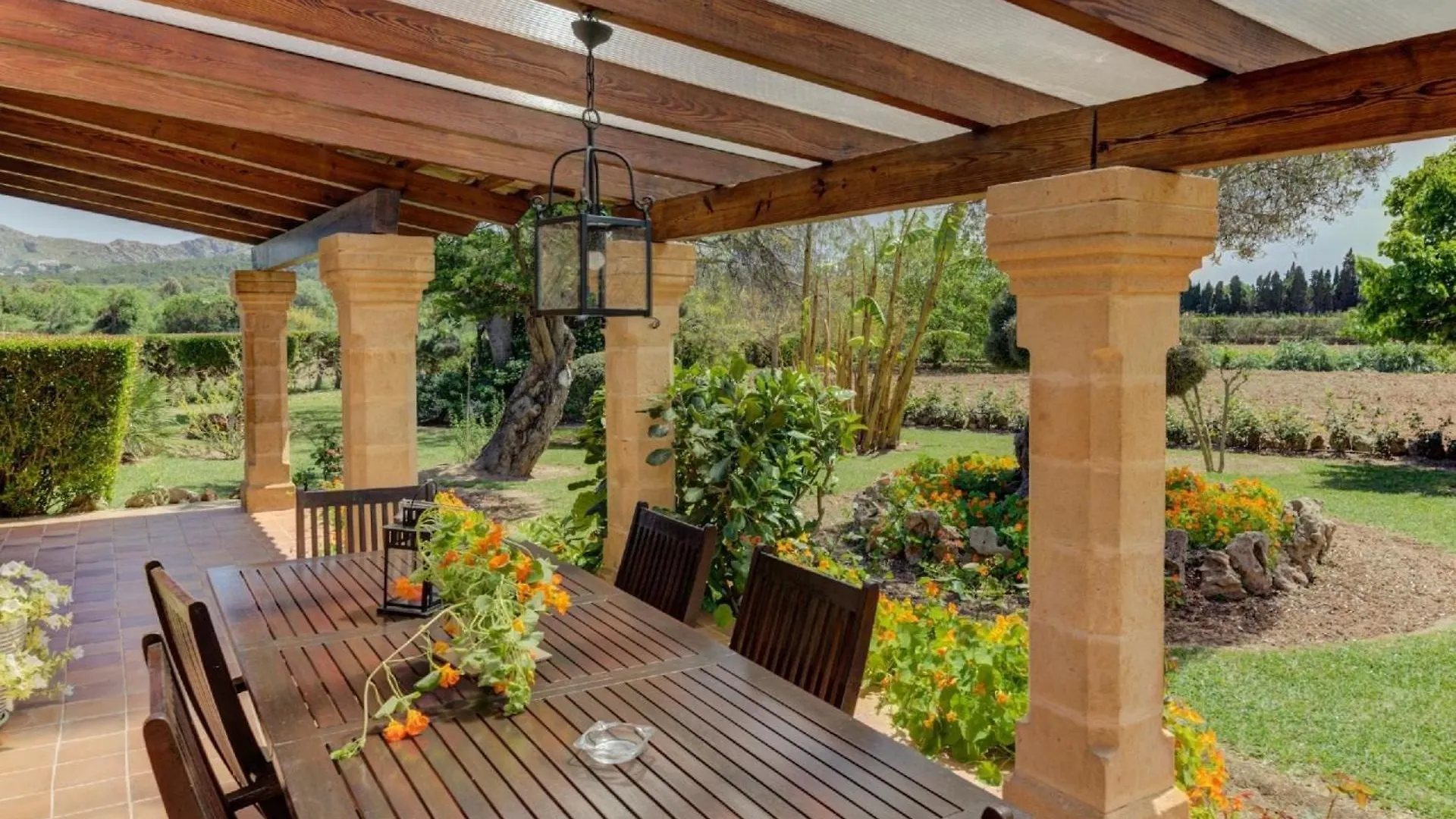 Ferienhaus Mit Privatpool Fuer 6 Personen Ca 300 Qm In Alcdia, Mallorca Nordkueste Von Mallorca Алькудия Испания